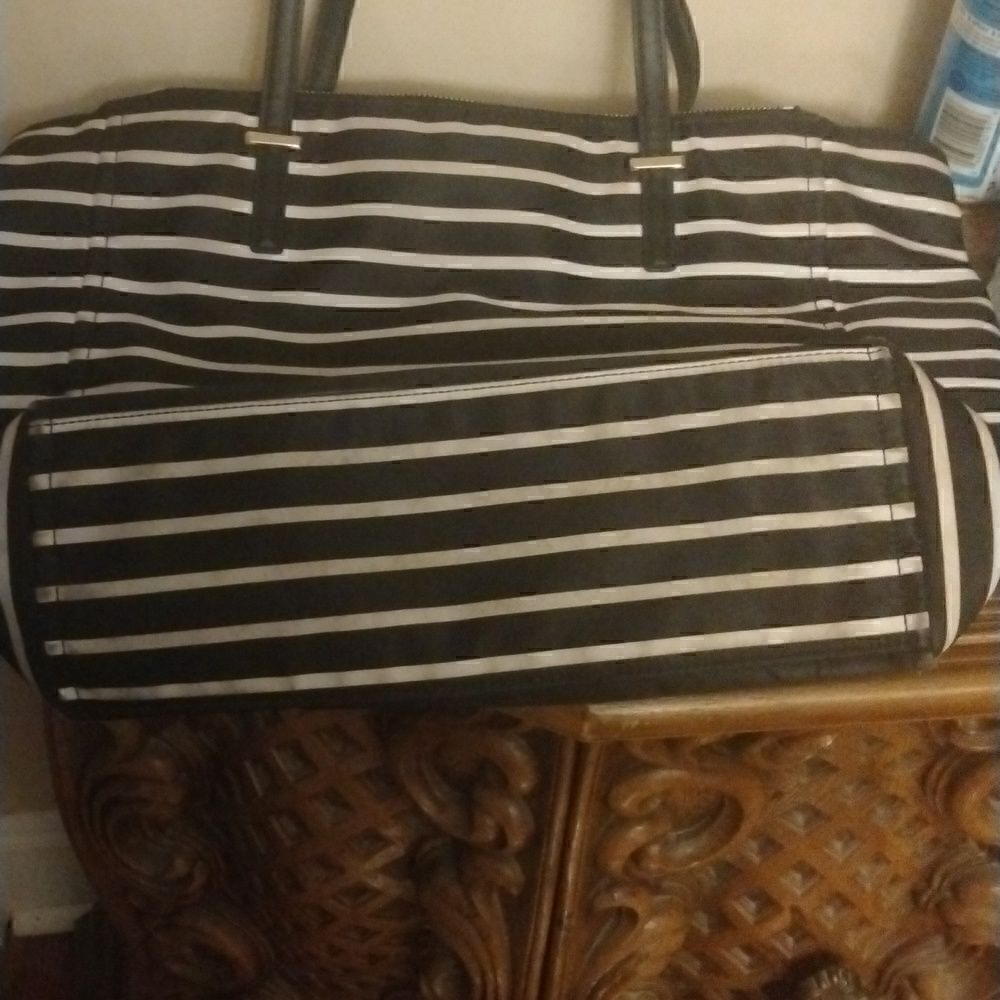 Kate Spade    - Picture 7 of 7